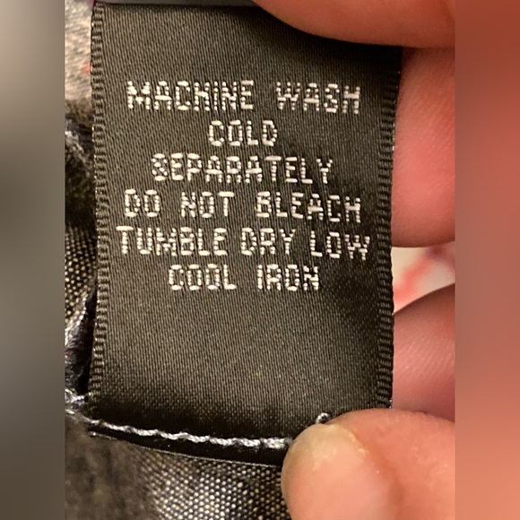 New with tags! Beautiful long floral jacket - Picture 8 of 8